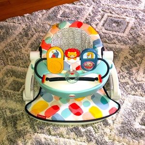 Fisher-Price Sit-Me-Up Floor Seat with Toy Tray